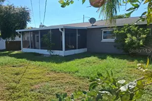 8825 113th St, Seminole, FL 33772 - Photo 37