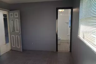 8825 113th St, Seminole, FL 33772 - Photo 23