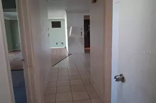 8825 113th St, Seminole, FL 33772 - Photo 27