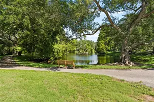 1307 Stonehaven Ln, Dunedin, FL 34698 - Photo 47