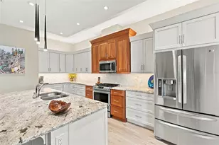 10 Lincoln Ave S, Saint Petersburg, FL 33711 - Photo 9