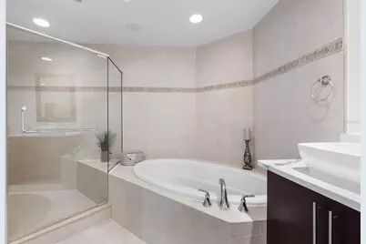 5823 Bowen Daniel Drive #902, Tampa, FL 33616 - Photo 33