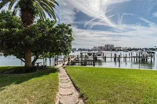 644 Island Way, Clearwater, FL 33767 - Photo 45