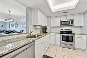 285 107th Ave, Treasure Island, FL 33706 - Photo 11