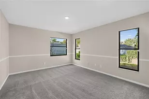 1005 Hollyberry Ct, Brandon, FL 33511 - Photo 15