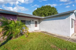 1002 Pine Ridge Cir, Brandon, FL 33511 - Photo 27