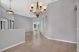 12263 Creek Edge Dr, Riverview, FL 33579 - Photo 3