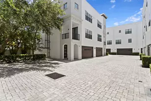 224 S Audubon Ave, Tampa, FL 33609 - Photo 49