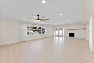3912 Fontainebleau Dr, Tampa, FL 33634 - Photo 23