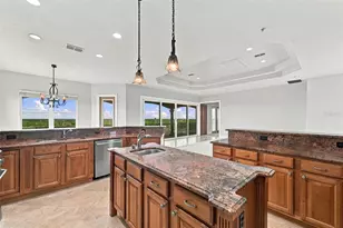 5644 Emerald Pointe Cir, Port Richey, FL 34668 - Photo 19