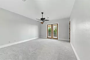 5644 Emerald Pointe Cir, Port Richey, FL 34668 - Photo 37