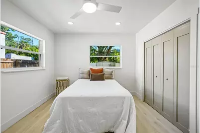 2112 25th Street S, Saint Petersburg, FL 33712 - Photo 25