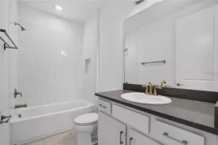 31142 Lindentree Dr, Wesley Chapel, FL 33543 - Photo 13