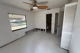 8347 Angela Ct, Zephyrhills, FL 33541 - Photo 17