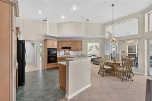 28329 Lindenhurst Dr, Wesley Chapel, FL 33544 - Photo 23