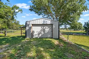 105 Domino Dr N, Ruskin, FL 33570 - Photo 13