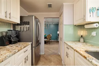3125 36th Street N #201, Saint Petersburg, FL 33713 - Photo 9