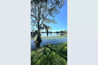 16634 Brigadoon Drive, Tampa, FL 33618 - Photo 31