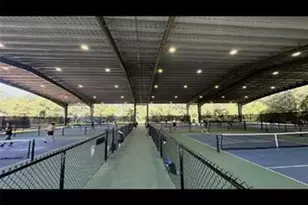 16634 Brigadoon Dr, Tampa, FL 33618 - Photo 29