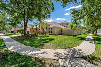 8211 Canyon Creek Way, Tampa, FL 33647 - Photo 7