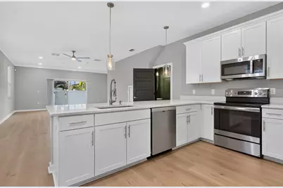 2704 W Gray Street #A, Tampa, FL 33609 - Photo 5