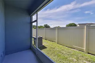 12938 Kings Crossing Dr, Gibsonton, FL 33534 - Photo 31