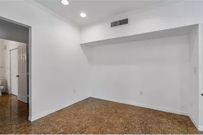 9158 Lake Chase Island Way #9158, Tampa, FL 33626 - Photo 13