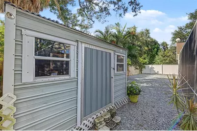 4317 S Hale Avenue, Tampa, FL 33611 - Photo 35