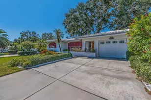 9234 141st St, Seminole, FL 33776 - Photo 3