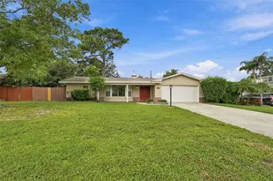 2368 Sarazen Dr, Dunedin, FL 34698 - Photo 15