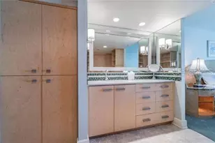 7600 Bayshore Dr, Treasure Island, FL 33706 - Photo 25