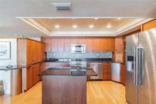 7600 Bayshore Dr, Treasure Island, FL 33706 - Photo 7