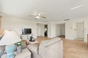 210 N Bayshore Blvd, Clearwater, FL 33759 - Photo 19