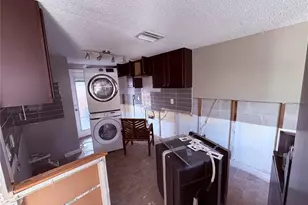 6812 S Juanita St, Tampa, FL 33616 - Photo 9