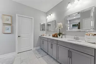 8010 Red Orchard Ct, Tampa, FL 33635 - Photo 25