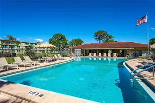 4705 1st St NE, Saint Petersburg, FL 33703 - Photo 19