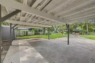 1717 8th St W, Palmetto, FL 34221 - Photo 41