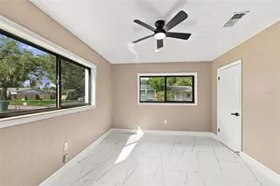 1717 8th St W, Palmetto, FL 34221 - Photo 35