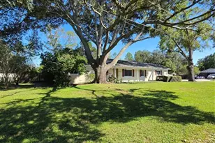 17001 Melba Ln, Lutz, FL 33549 - Photo 3