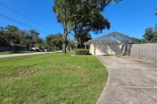 17001 Melba Ln, Lutz, FL 33549 - Photo 43