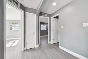 11011 Pickering Ln, Port Richey, FL 34668 - Photo 25