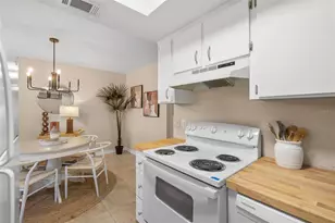 205 S Glendale Dr, Brandon, FL 33511 - Photo 19