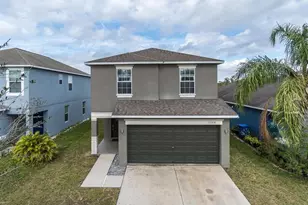 7704 Maroon Peak Dr, Ruskin, FL 33573 - Photo 3