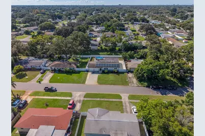 5688 34th Ave N, Saint Petersburg, FL 33710 - Photo 39