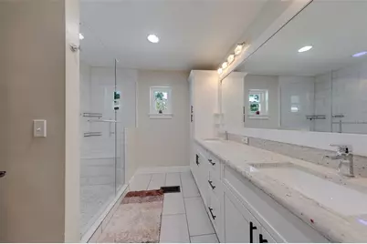5688 34th Ave N, Saint Petersburg, FL 33710 - Photo 21