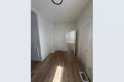 511 E Hugh Street, Tampa, FL 33603 - Photo 11