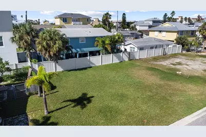18018 4th Street E, Redington Shores, FL 33708 - Photo 3