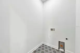 460 Gilman Pl N, Saint Petersburg, FL 33716 - Photo 43