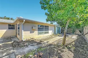 1153 Chancellor Dr, Holiday, FL 34690 - Photo 55
