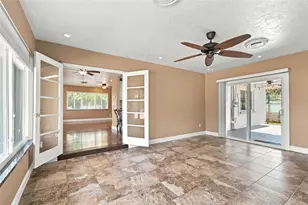 740 64th St N, Saint Petersburg, FL 33710 - Photo 13